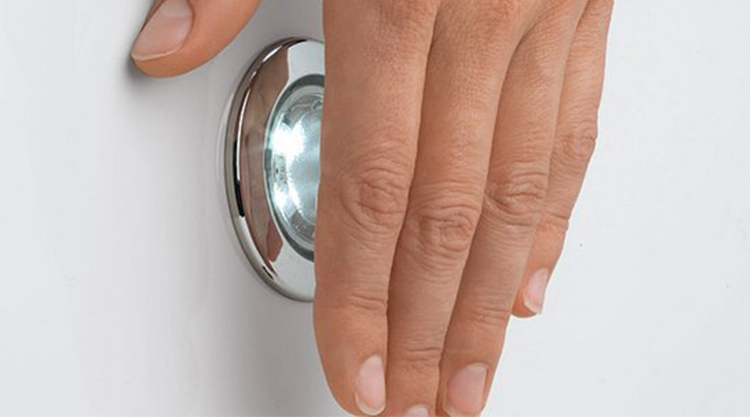TouchLight – The innovative bath lighting system 3